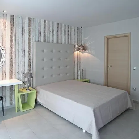 מלון Tridente Mare פפקוהורי