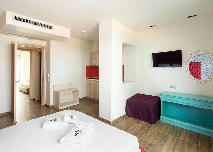 Tridente Mare * Πευκοχώρι